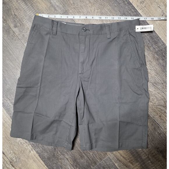 Amazon Essentials Other - Amazon Essentials Mens Shorts Size 32 Charcoal Chino Flat Front Stretch NWT